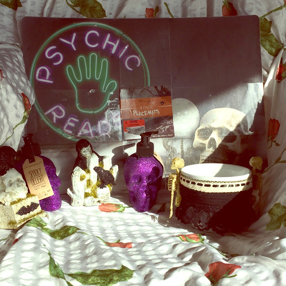 Halloween decoration set